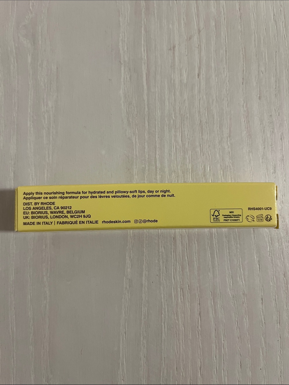 RHODE Lip Treatment Balm - Caramelized Banana - Picture 9 of 14